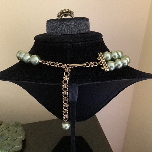Heidi Daus Simply Irresistible Crystal Turtle Necklace & Matching Ring Pistachio - Picture 8 of 14